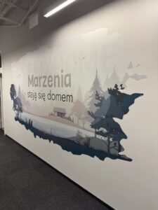 „Marzenia stają się domem” – druk ścienny w oddziale FLiXHOME w Szczecinie