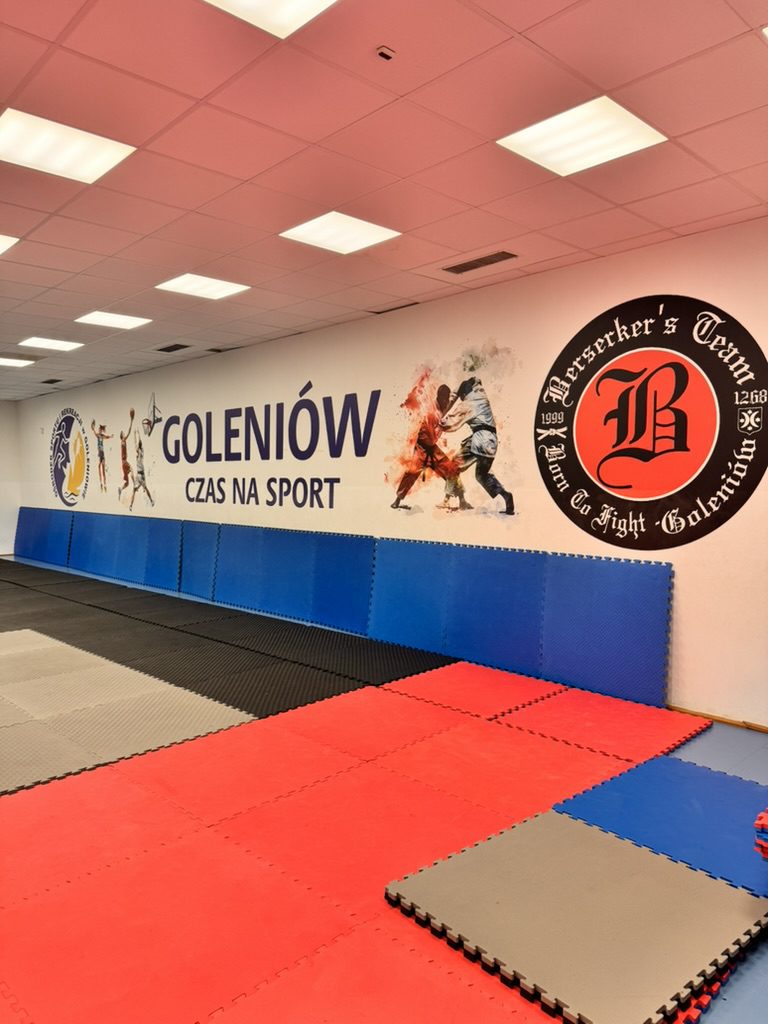 Mural Goleniów – czas na sport w sali OSiR Goleniów dla klubu Berserkers Team